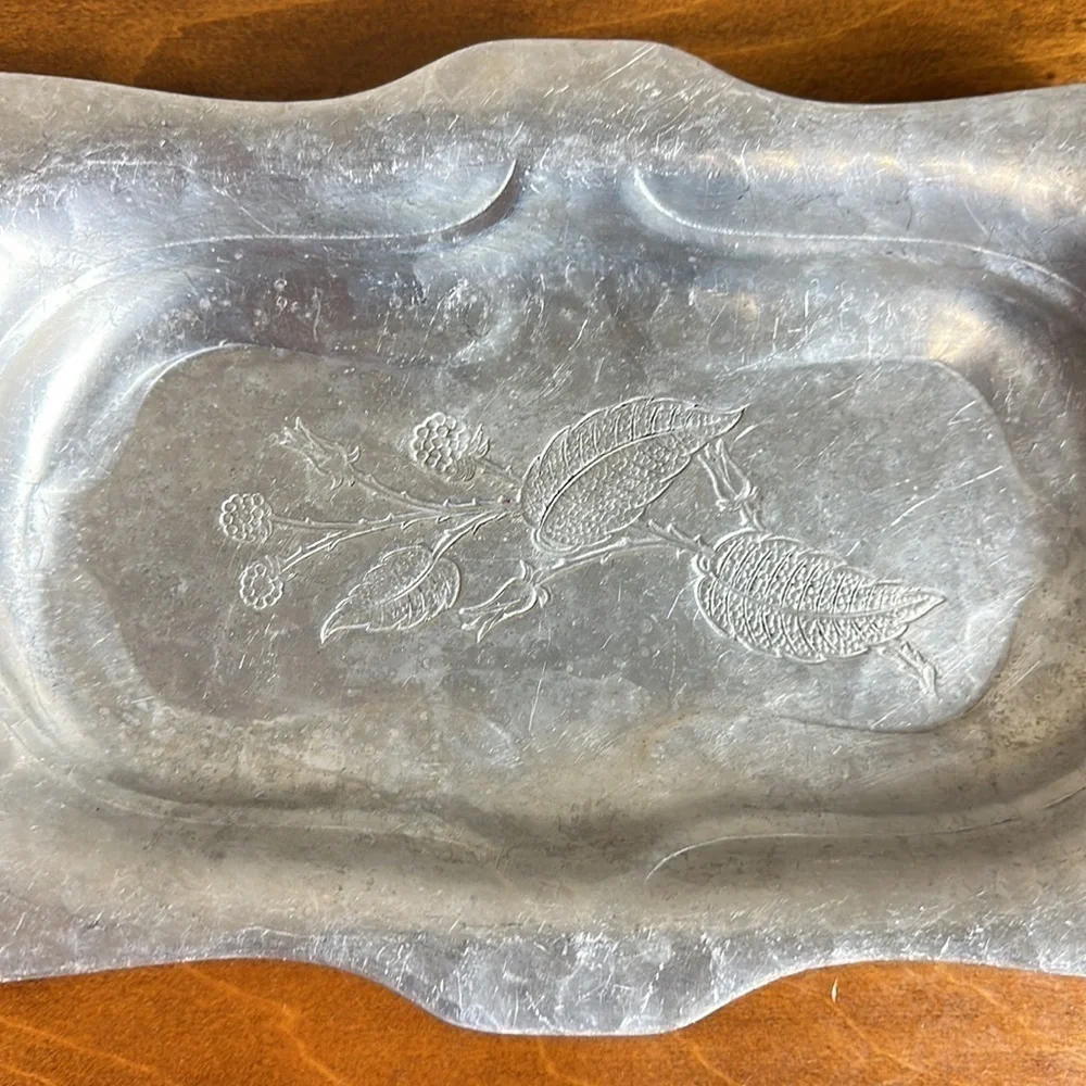 Vintage farberware wrought aluminum embossed floral leaves pre owned.